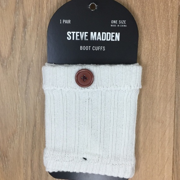 Steve Madden Ribbed Knit Boot Cuffs - Picture 1 of 2